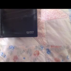 Gucci men’s bifold wallet. Never used